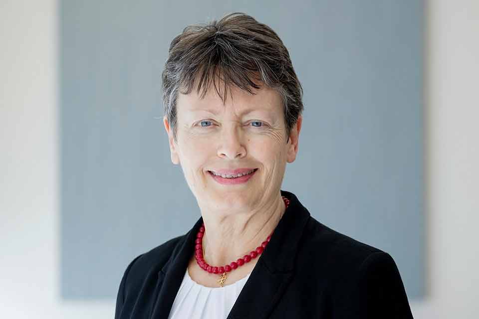 Alice-Catherine Carls